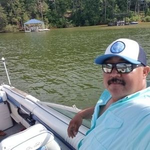 Meet your Posher, Efrain